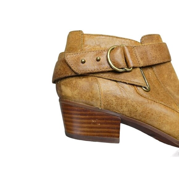 Clarks Boots Sz 7.5 Ankle Western Harness Booties Heels Brown Leather Spye Belle - Picture 4 of 10